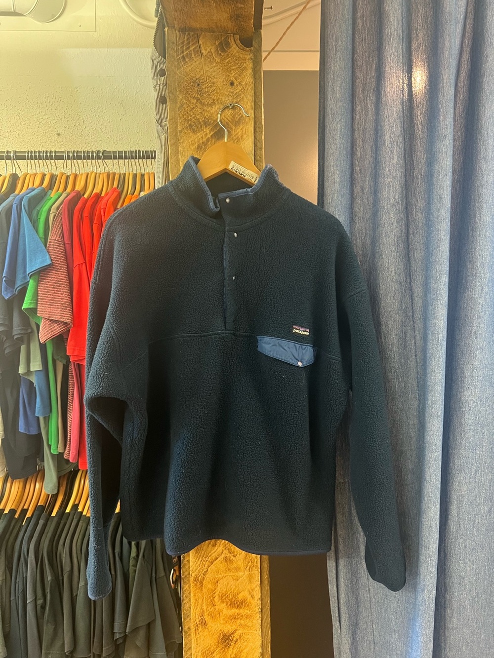 Vintage Patagonia Men’s Navy Quarter-Zip Fleece